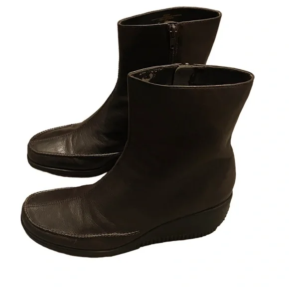 Liz Claiborne Flex Narda Coffee Bean Leather Wedge Ankle Boots - Picture 2 of 11